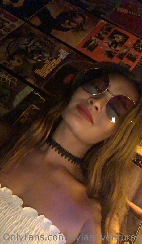 aylaadventures pornstar pretty photos