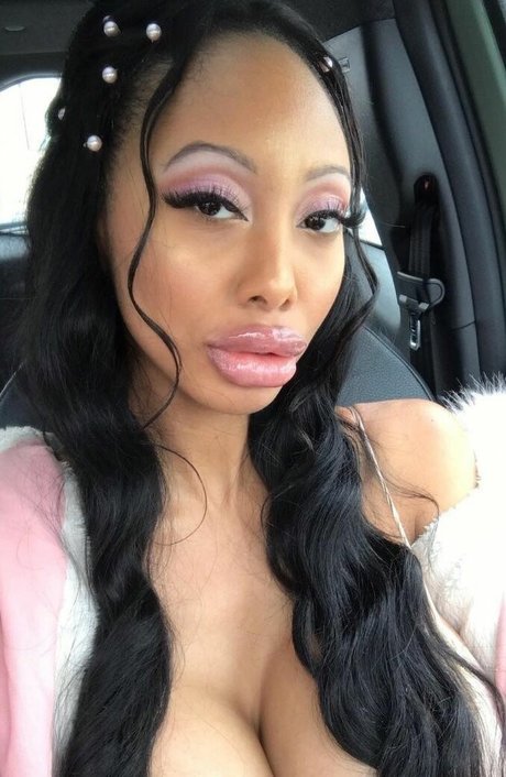 Ruby Sunset pretty actress galleries