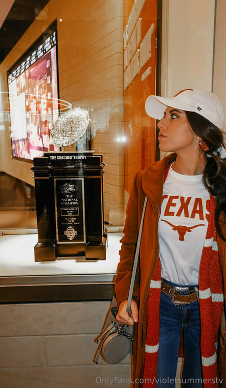 violetbrandani pretty pornstar picture