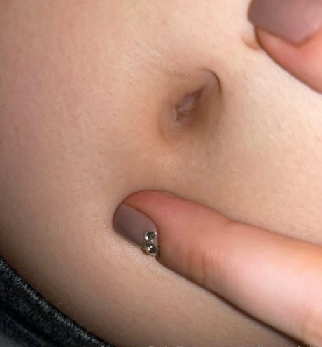 shemale handjob onlyfans sex pic