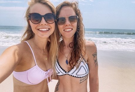 HalieeandKendra model images