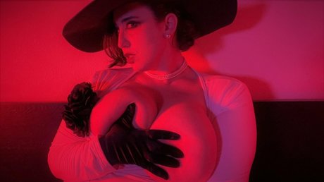 kitty leroux00 xxx model galleries