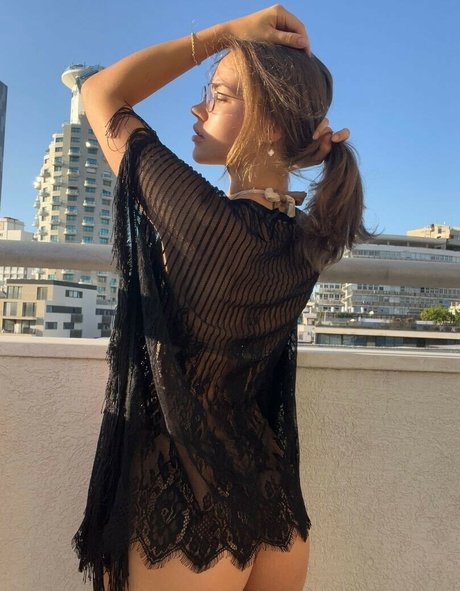 Maarya Maaryam model nude images