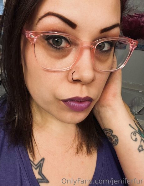 jeniferfur pornographic star img