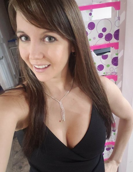 andiland model free pictures