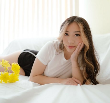 blonde hairy pussy onlyfans free nude photo