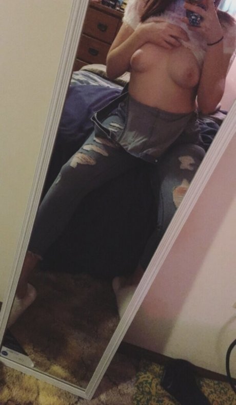 harrakiiritv star sexy image