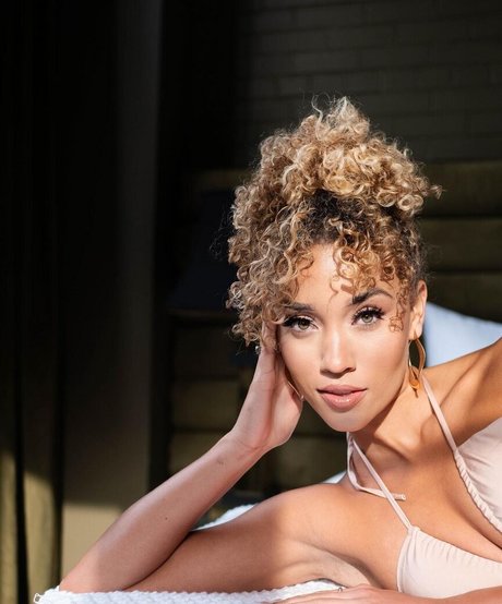 Elle Smith best pornstar photos