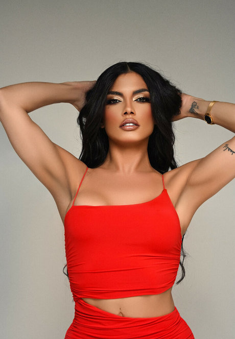 Beatricy Velmont pornstar top picture