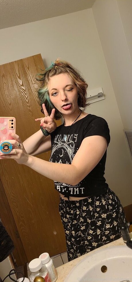 sloppysloth perfect model image