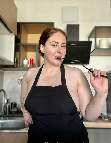 Sweet Buns hot actress images