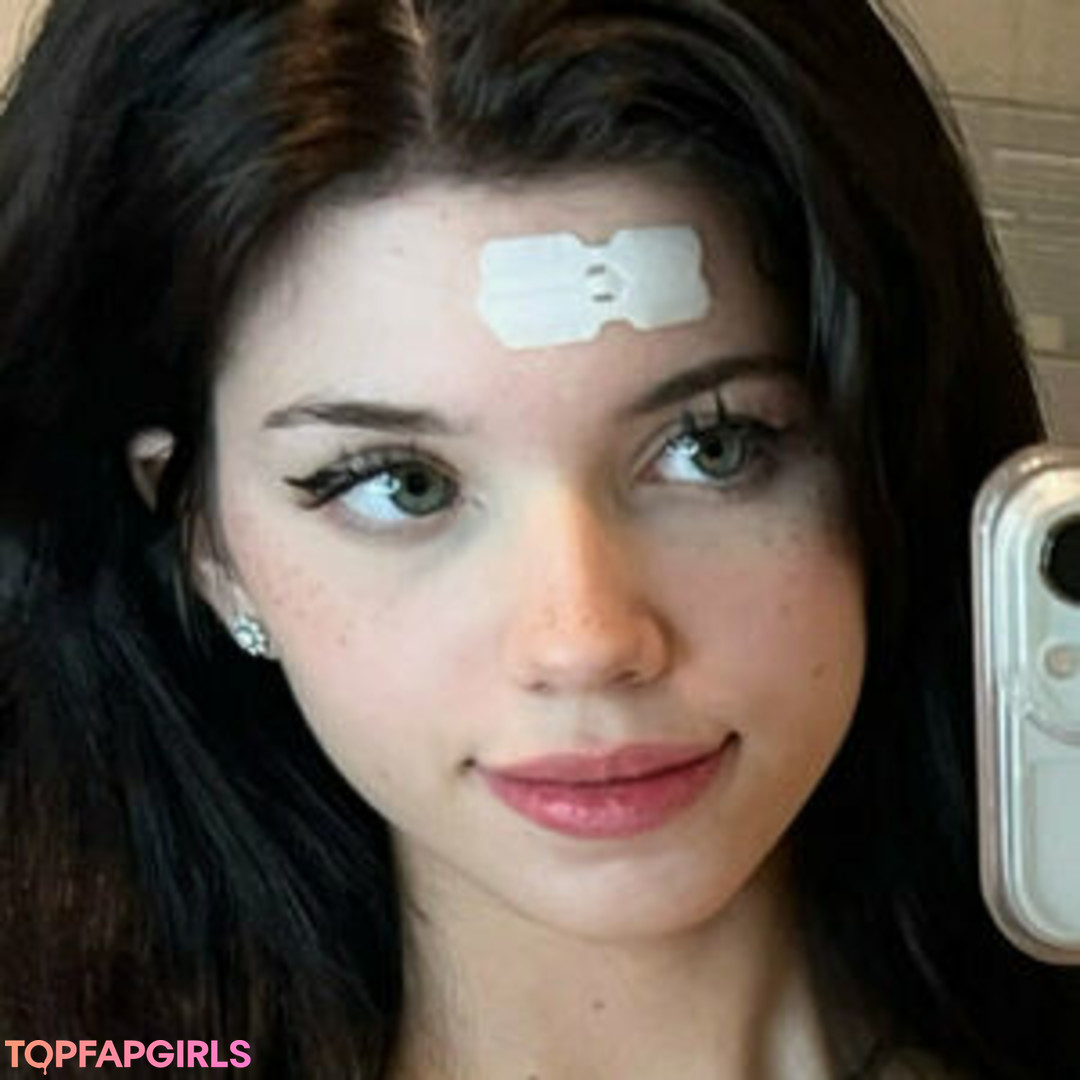 Puppiwi pornstar nude pic