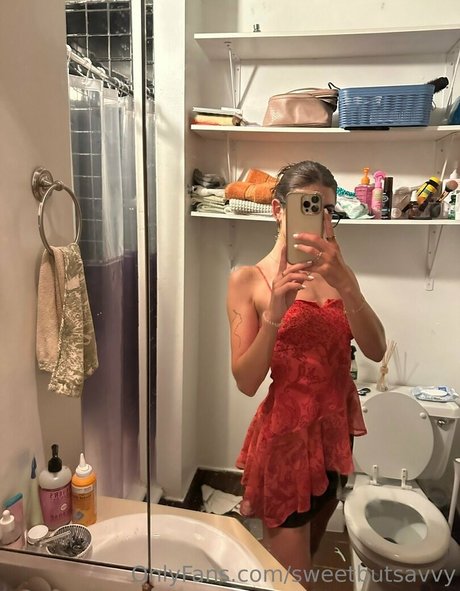 sweetbutsavvy pornstar free pic