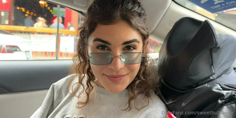 sweetbutsavvy erotic pornstar images