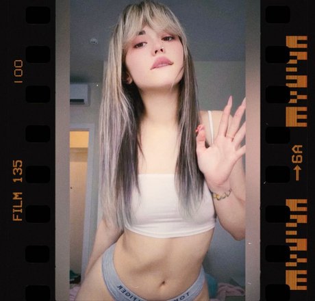 shemale fucks girl onlyfans free sexy img