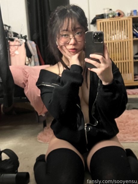 asian twink onlyfans beautiful naked images