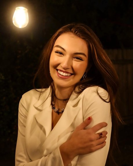 busty teen onlyfans hot naked pictures