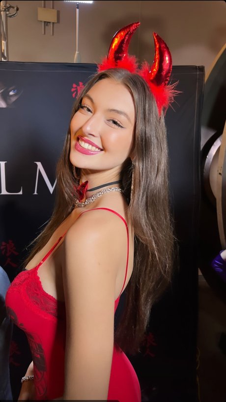 Rachel Michelle star pornographic photo