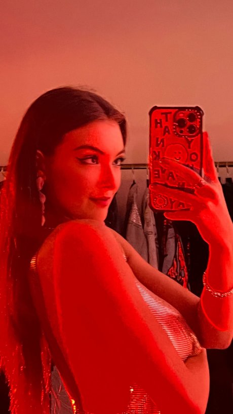 Rachel Michelle star exclusive picture