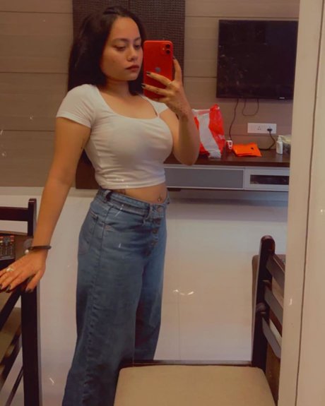 Estcy pornstar nude pic