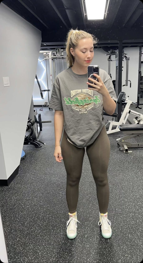 Alice Klomp exclusive pornstar images