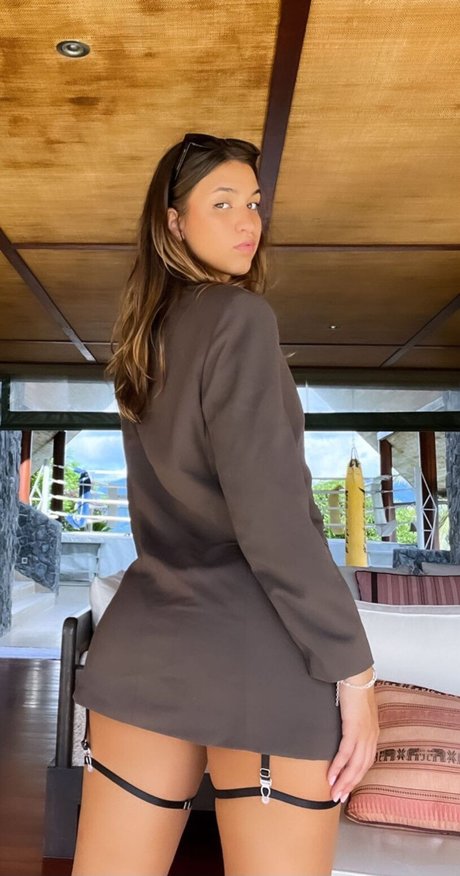 Mikaela Lafuente_ nice star galleries