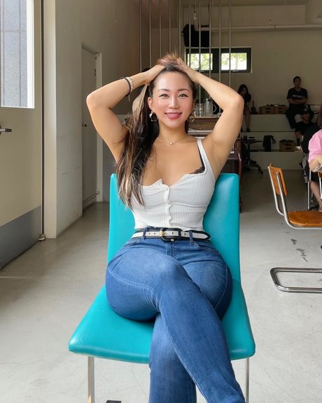 chubby goth onlyfans sexy naked galleries