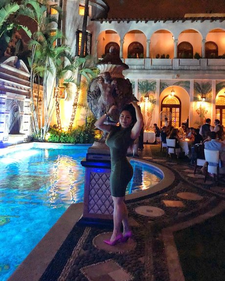 blonde shemale onlyfans art nude photo