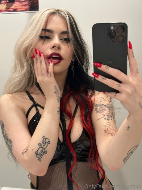 _Jxycexo star naked photo