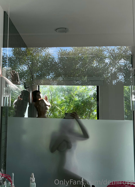 blonde secretary onlyfans hd pictures