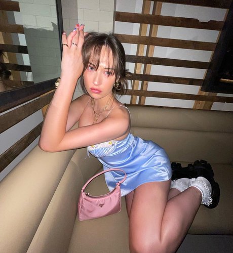 blonde deepthroat onlyfans beautiful xxx picture