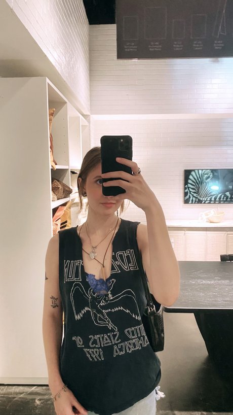 Jordan Burton pornographic actress galleries