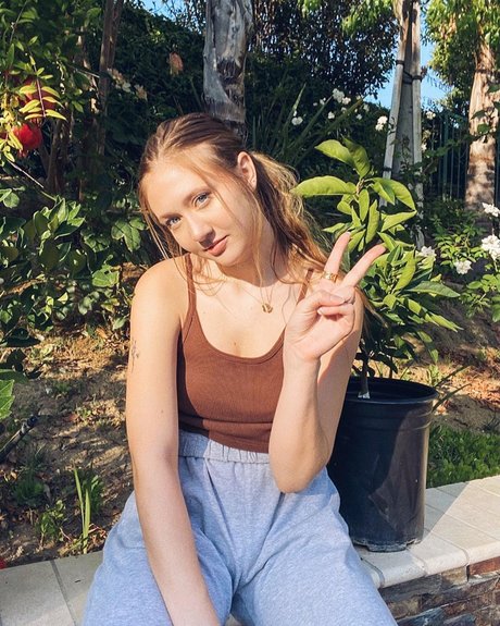 Jordan Burton high quality model image