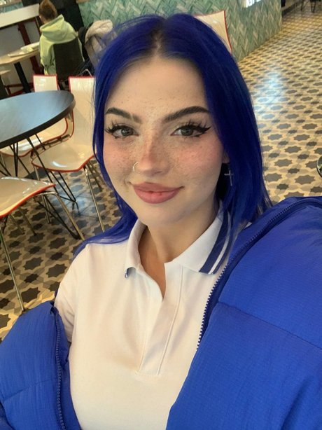 Annfigma_ model nudes pic