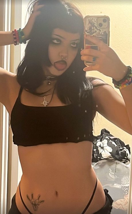 Kill Val model nice gallery