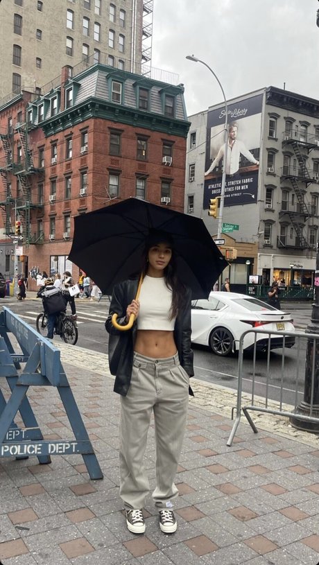 Yovanna Ventura sex model img