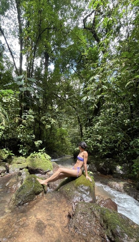 Yovanna Ventura model beautiful photos