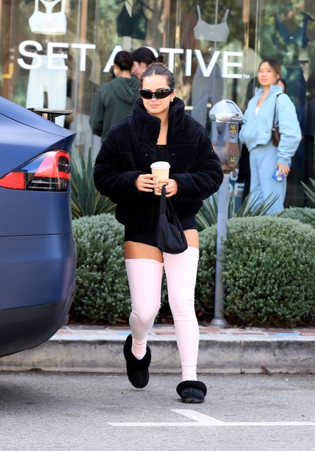 Addison Rae star nudes images