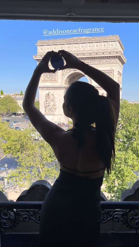 huge tits milf onlyfans art naked image