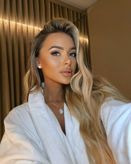 Daisey Odonnell_ star nudes gallery