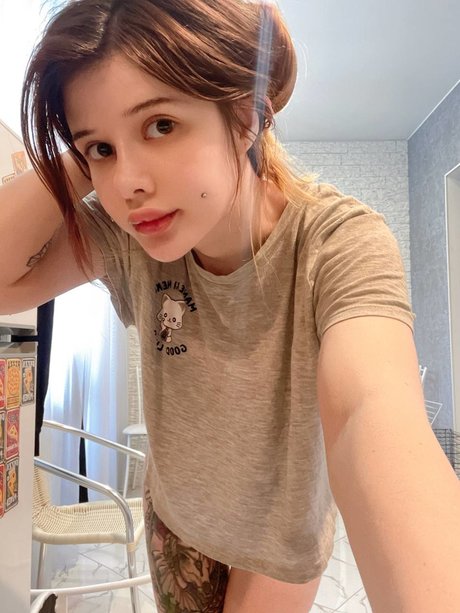 Fraulein Milk star perfect archive