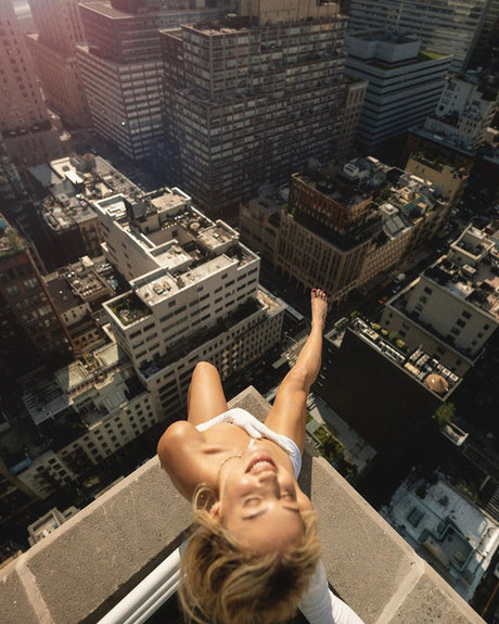 makeup artist onlyfans porno photo