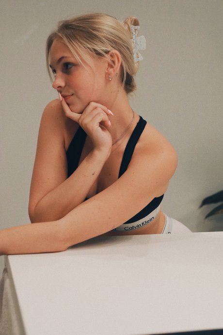 no panties onlyfans hot sexy pic