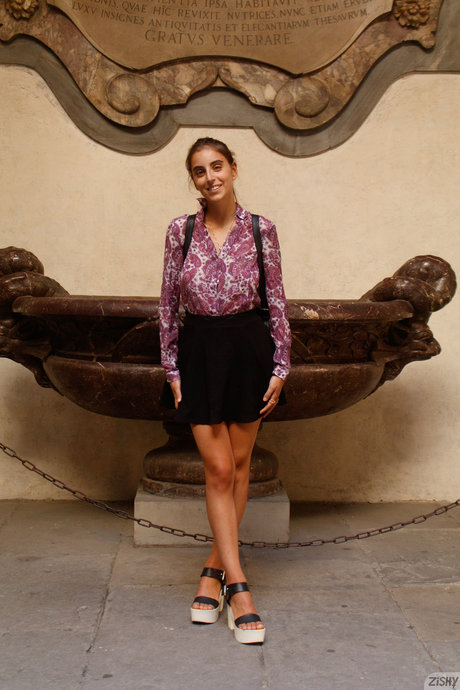 Aurora Mineo_ model pornographic images