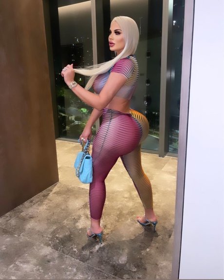 Mkbeellaa top actress photo