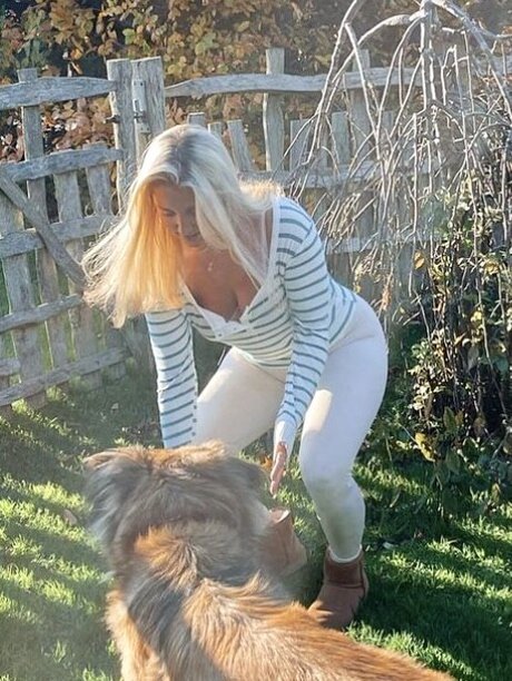 Hari Beavis hd star gallery