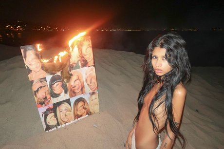 college girl onlyfans nude gallery