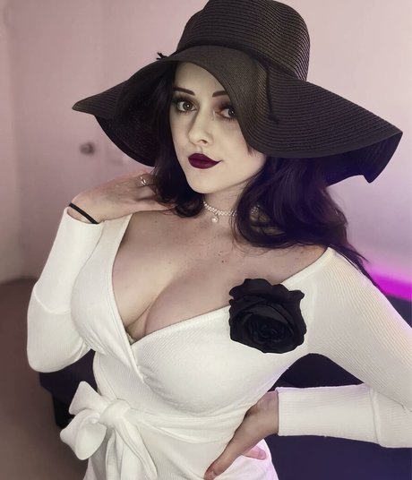 Juicyiris porn actress pictures