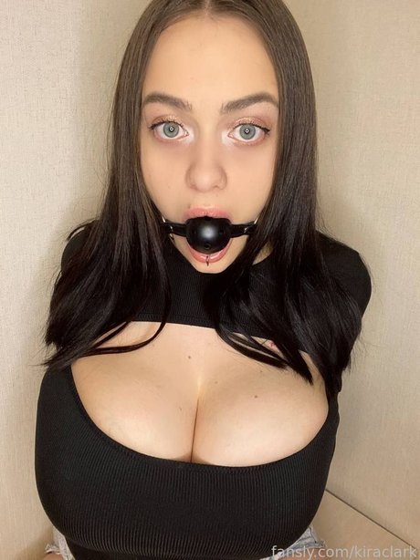 Kira Clark pornstar adult picture