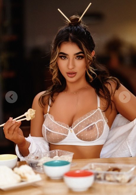 Sarah Compston pornstar perfect image